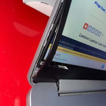 Lenovo Ideapad 1 Bilgisayarımın Ekran Çerçevesi Açılırken Ayrıldı