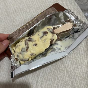 Sağlıksız Ve Bozulmuş Dondurma Deneyimi: Güven Kaybı Ve Telafi Talebi