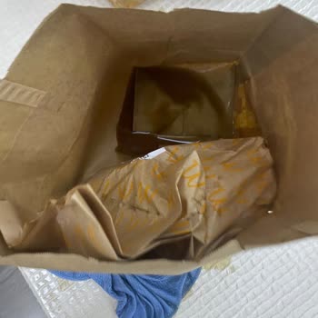 Siparişlerim Sürekli Dökülmüş Ve Eksik Geliyor, Ücretimin Tamamı İade Edilmiyor