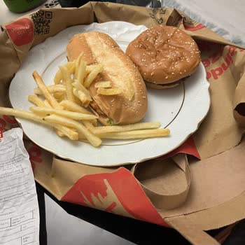 Siparişim Eksik Ve Bayat Ürünler Teslim Edildi