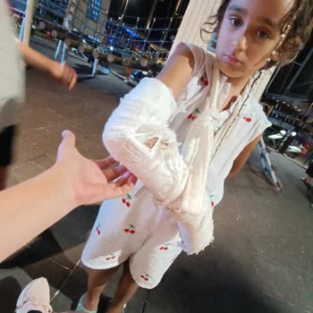 Kızımın Kırık Kolu İçin Yapılan Hatalı Alçı Uygulaması