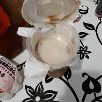 Burger King Sipariş Ettiğim Iced Latte Buzsuz Ve İçilemeyecek Kadar Kötü Geldi!