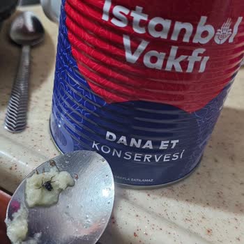 Konserve Kavurmanın İçinden Yabancı Madde Çıkması