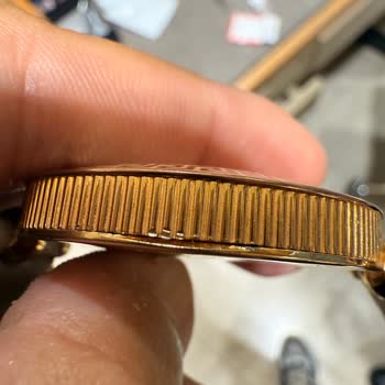 Servis Sonrası Versace Saatimde Hasar Oluştu, Mağaza İlgisiz Davrandı