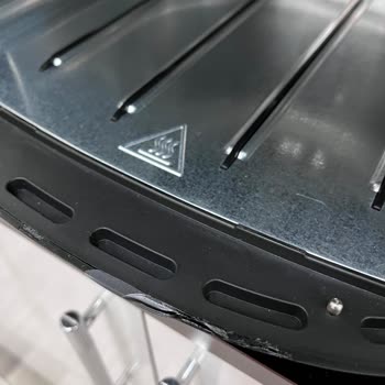 Sıfır Airfryer'da Erime Sorunu Ve Garanti Kapsamında Ücretsiz Çözüm Sunulmuyor