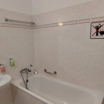 MNG Turizm Orta Avrupa Turu: Otel, Organizasyon Ve İletişim Sorunlarıyla Büyük Hayal Kırıklığı