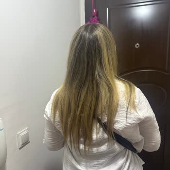 San Kuaför Saçımın Arkası Boyanmamış, Düğün Öncesi Büyük Hayal Kırıklığı Yaşadım