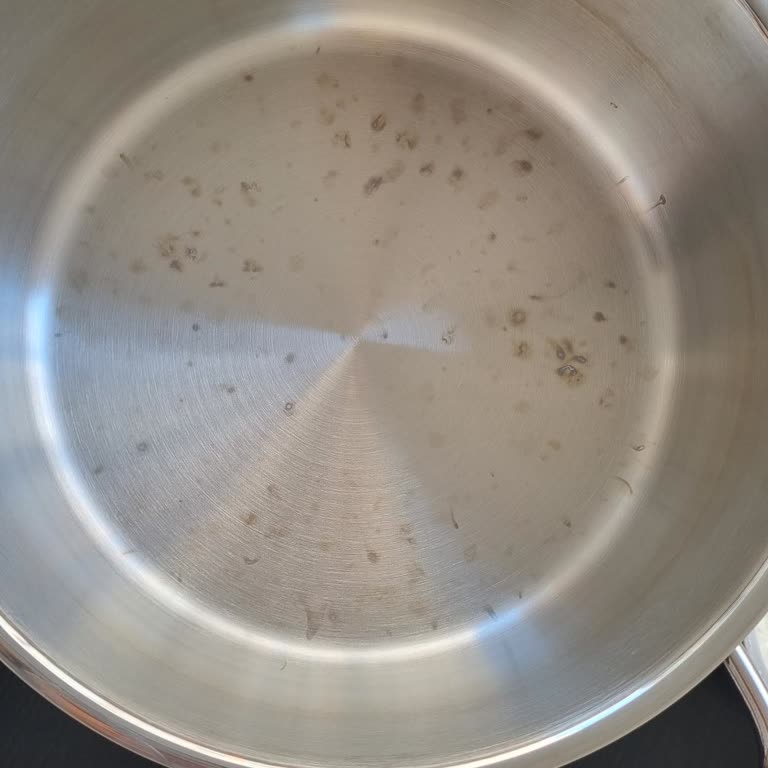 Korkmaz Mutfak Eşyaları Tencere Ve Tavada İlk Kullanımdan Sonra Lekelenme Hayal Kırıklığı!