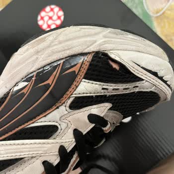 4 Ayda Açılan Ve Eriyen Ayakkabıya Ret Cevabı Mağduriyetimi Artırdı