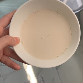 Son Kullanma Tarihi Geçmemiş Laktozsuz Süt Bozuk Çıktı: Açıklama Bekliyorum