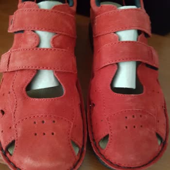 Defolu Ayakkabı Gönderimi Ve Müşteri Memnuniyetsizliği Kifidis