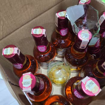 Chivas Regal Kırık Şişe Bilinçli Şekilde Kolide Gönderilmiş