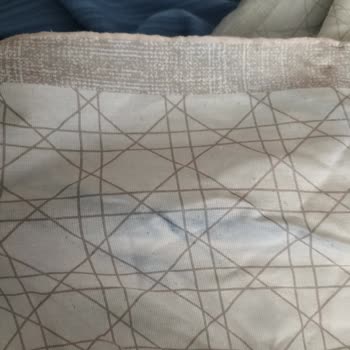 LCW Tesettür Mayosu Boya Akıtıyor Ve Lekeler Çıkmıyor