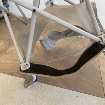 Quechua XL Kamp Sandalyesi Kısa Sürede Yırtıldı Ve Kullanılamaz Hale Geldi