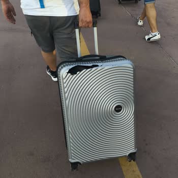 Feribot Yolculuğunda Valizimiz Zarar Gördü, Şirketten Dönüş Yok