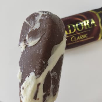 BİM'den Alınan Dondurmanın Erimiş Ve Bozulmuş Çıkması