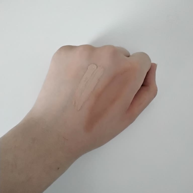 Aynı Fondötenin Rengi Farklı Geldi, Cildimde Koyu Ve Kötü Duruyor