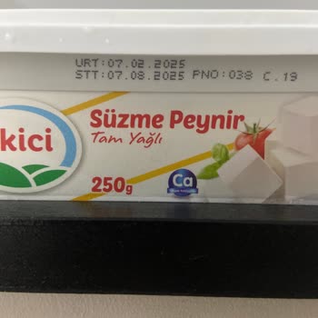 Aldığım Ekici Süzme Peynirin Son Kullanma Tarihi Geçmemiş Olmasına Rağmen Küflü Çıkması