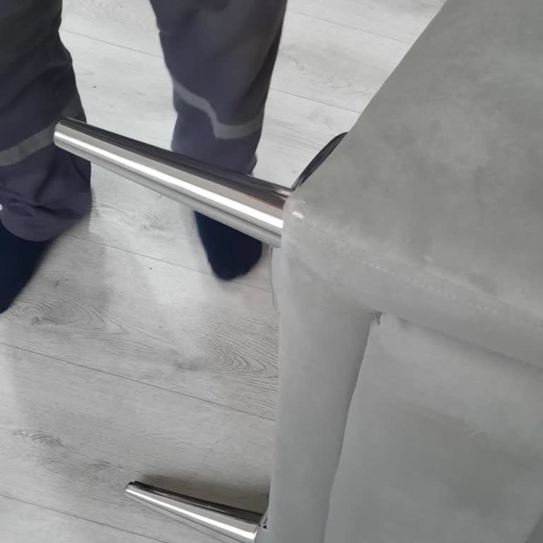 Sıfır Alınan Koltuk Delikli Çıktı Değişim Talebim Reddedildi