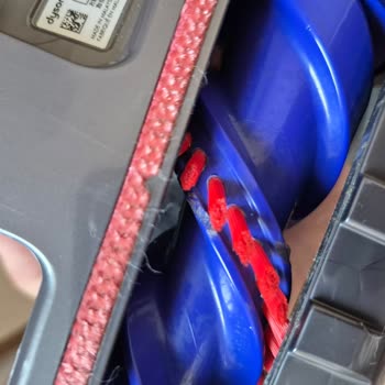 Dyson V12 Süpürgede Erken Hasar Ve Yetersiz Müşteri Desteği