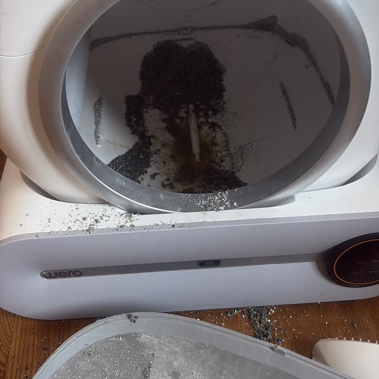 Kusurlu Kedi Kabı, Sürekli Arıza Ve Yetersiz Müşteri Desteği