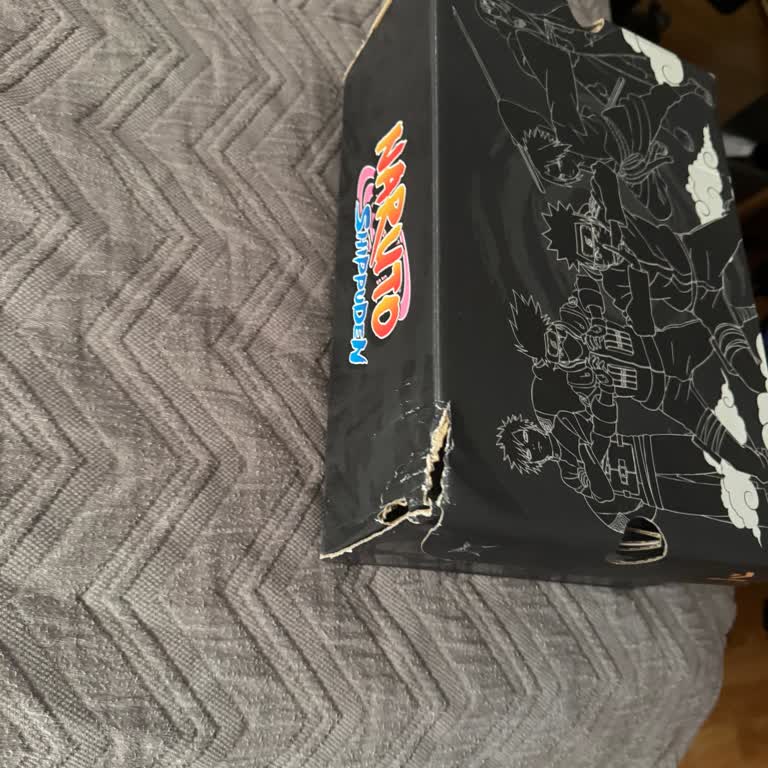 Özel Seri Ayakkabı Kutusu Yırtık Geldi, Değişim Yapılmadı