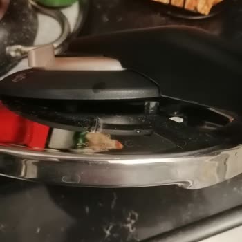 Korkmaz Düdüklü Tencere Kapağı Sorunu Ve Ücret İadesi Talebimin Reddedilmesi