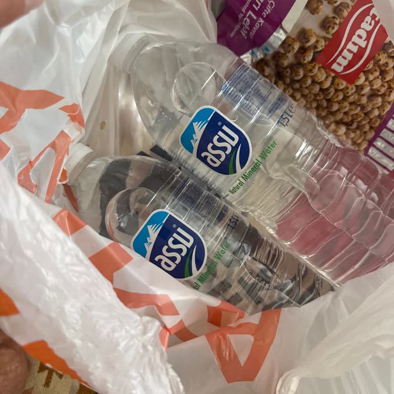 Migros Hemen Siparişimde Farklı Marka Su Gönderildi