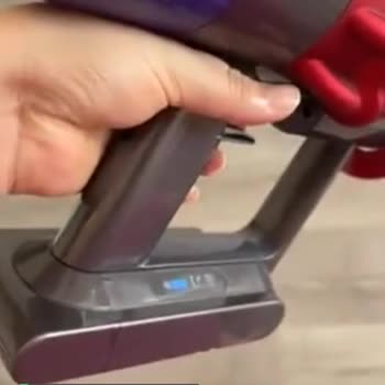 Dyson Süpürgem No Filtre Uyarısı Ve Kullanılırken Sürekli Kesilmesi