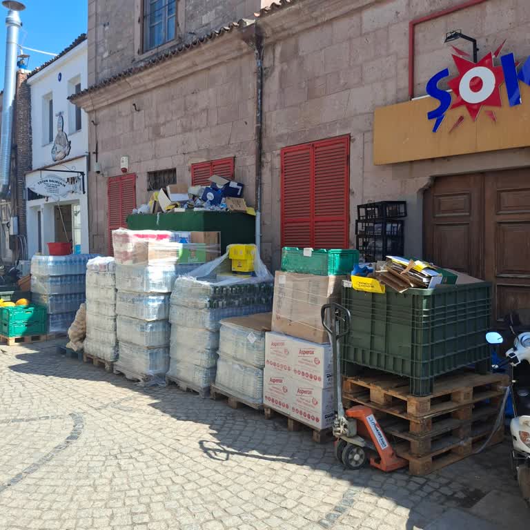 Ayvalık Cunda Adası Mağazasında Kaba Personel Ve Hijyen Sorunu