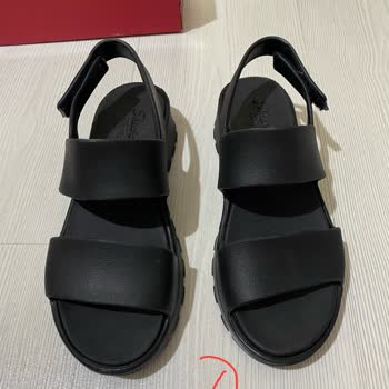 Yüksek Fiyatlı Skechers Sandaletin 2 Kullanımda Deforme Olması Ve Boyner'in İade Reddi
