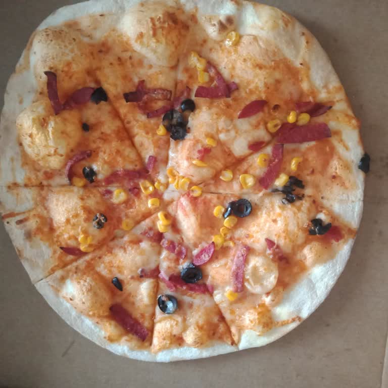 Yemeksepeti Ve Sbarro'dan Hayal Kırıklığı: Eksik Malzemeli Pizza, Yetersiz Destek
