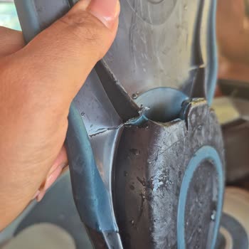 Tatilimizde Yeni Aldığımız Paletler Üçüncü Günde Yırtıldı