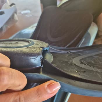 Tatilimizde Yeni Aldığımız Paletler Üçüncü Günde Yırtıldı