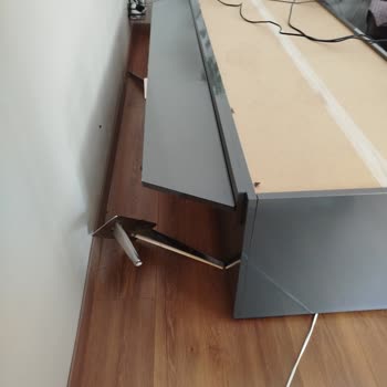 Vivense Konsolum Tekrar Düştü Eşyalarım Ve Güvenliğim Tehlikede