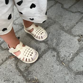 Aldığım Ayakkabının Önü Hemen Boya Verdi, Çözüm Gecikiyor