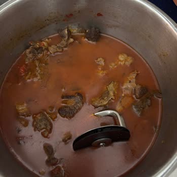 Karaca Tencere Kapakları Patladı, Can Güvenliğimiz Tehlikede!