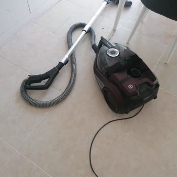 Fakir Süpürgem Temizken Çöp Kutusu Uyarısı Veriyor Acil Destek Bekliyorum