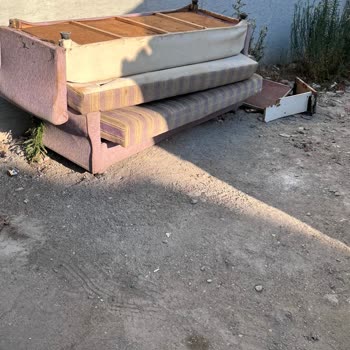 Sokağımızda Süregelen Kirlilik Ve Temizlik Eksikliği