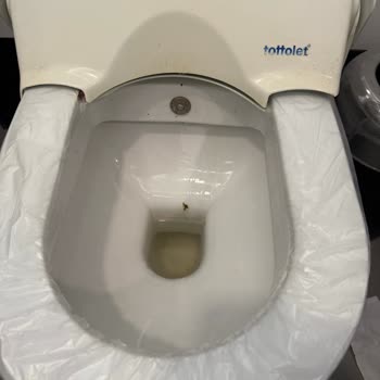 Opet Tuvaletlerde Temizlik ve Hijyen Sorunlarıyla Karşılaştım