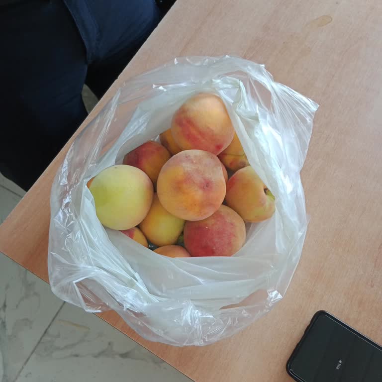 Pazarda Çürük Ürün Ve Zabıta İlgisizliğiyle Karşılaştım