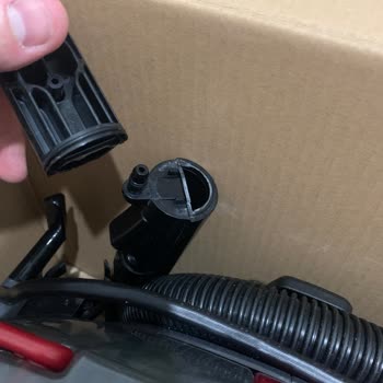 Bissell Spotclean Pro Makine Parçası Kırıldı, Destek Bekliyorum