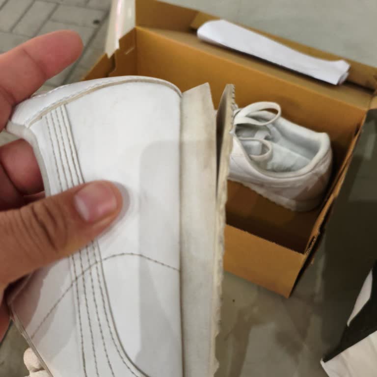 Aldığım Ayakkabının Tabanı Kısa Sürede Attı, Garanti Sürecinde Destek Alamadım