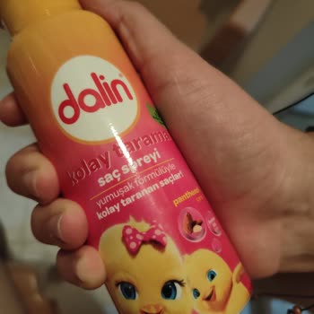 Bebekler İçin Güvenli Denilen Sprey Boynumda Yanık Oluşturdu