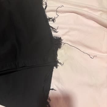 Pantolonumun Paça Detayı Bozuldu, Mağaza İlgisiz Kaldı