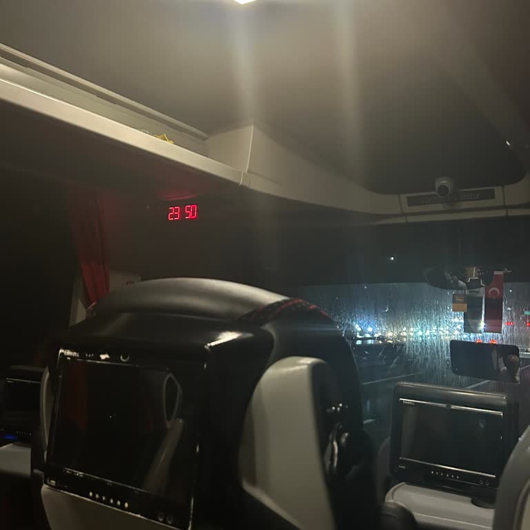 Gecikmeli Yolculuk Ve Agresif Şoför Deneyimi