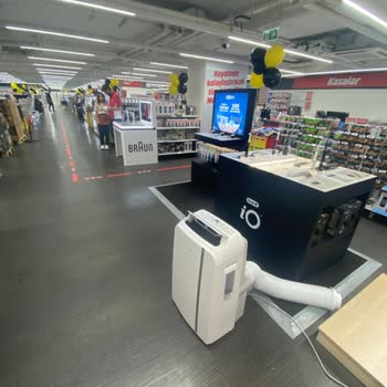 Media Markt Zorlu Center'da Zorunlu Garanti Satışı Ve Saygısız Personel