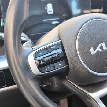 Kia Sportage Volante Desgastado en Garantía y Falta de Soporte del Servicio