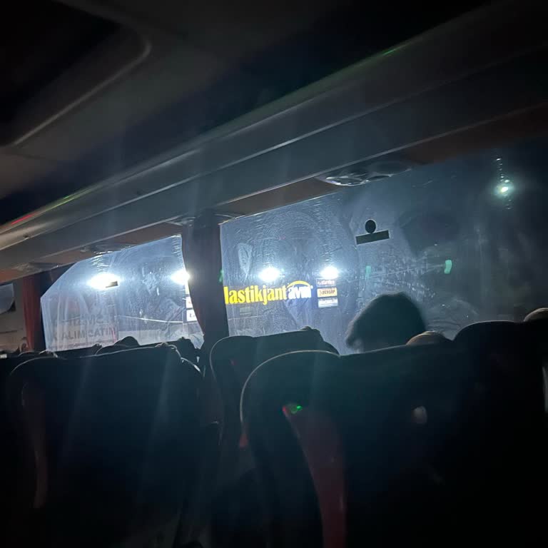 Gece Yolculuğunda Otobüs Rötarı Ve Uzun Mola Mağduriyeti