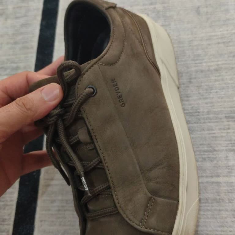 Greyder Kısa Sürede Eskiyen Ayakkabı Kalitesi Hayal Kırıklığı Yarattı